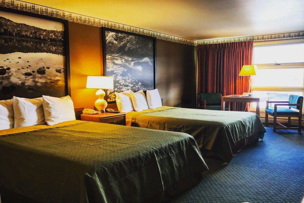 Super 8 By Wyndham Lake George/Downtown Екстериор снимка