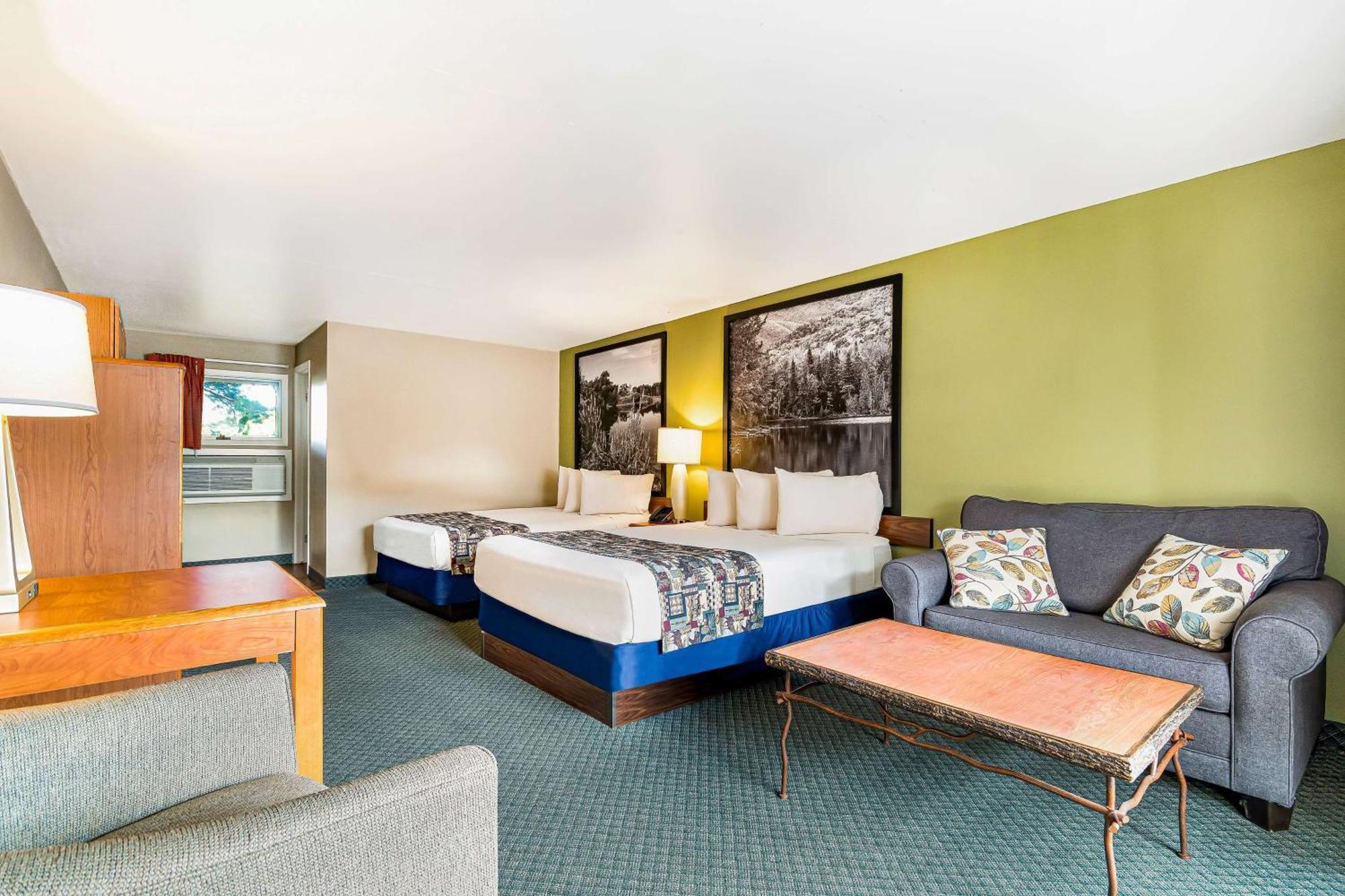 Super 8 By Wyndham Lake George/Downtown Екстериор снимка